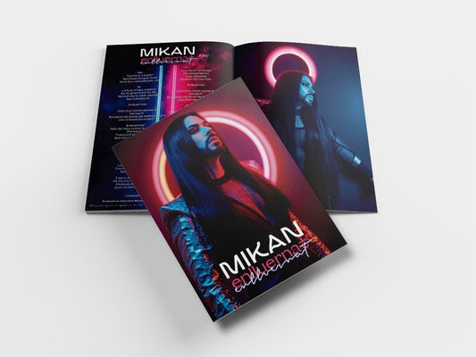 002. MIKAN - Enlluernat (Libreto Exclusivo A3)